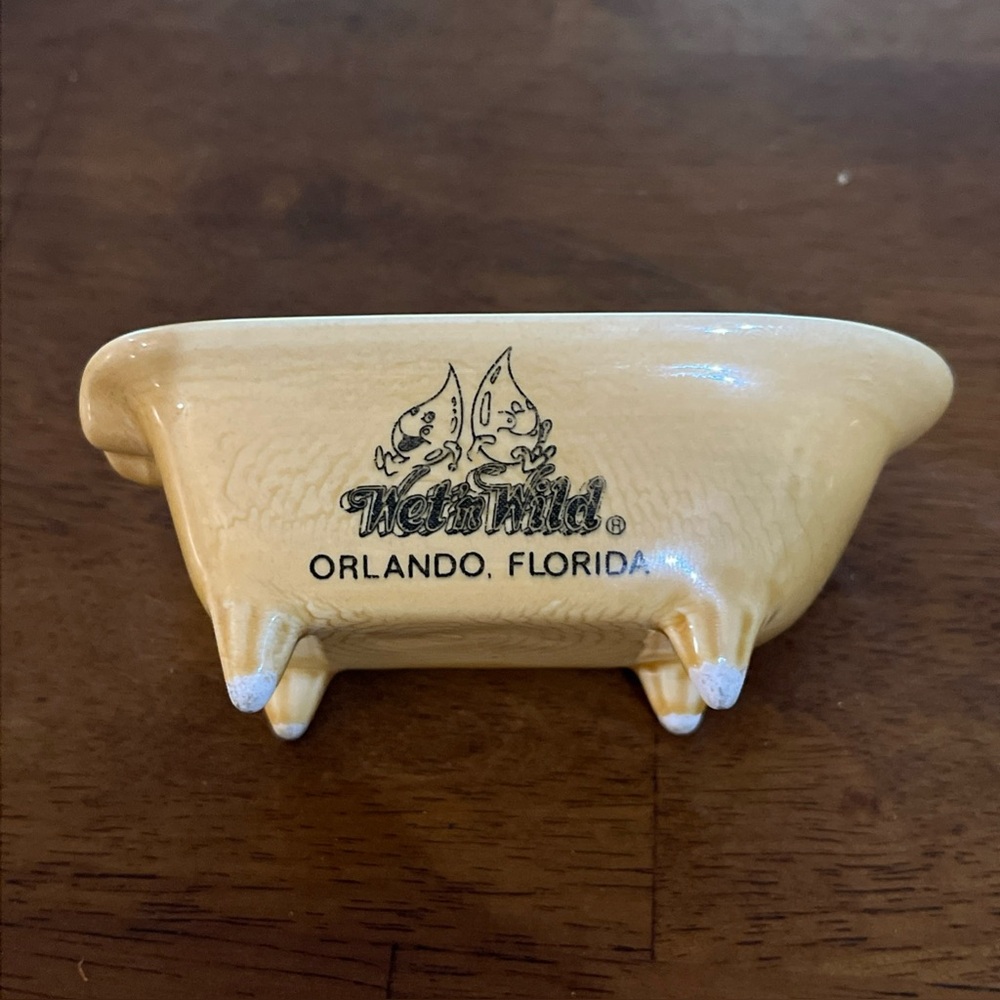 Vintage Wet N Wild Orlando Kamikazee Souvenir Bathtub Ashtray